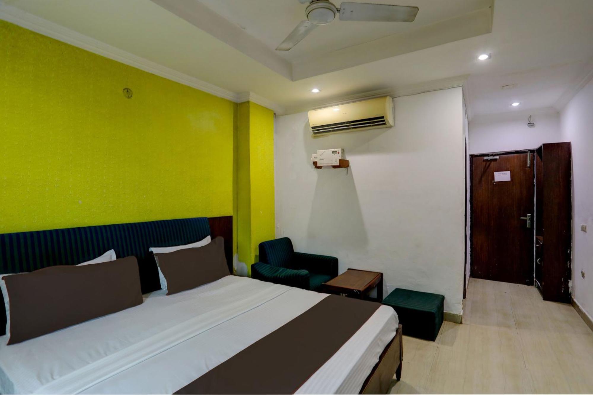 Hotel Monarch Inn Lucknow Dış mekan fotoğraf