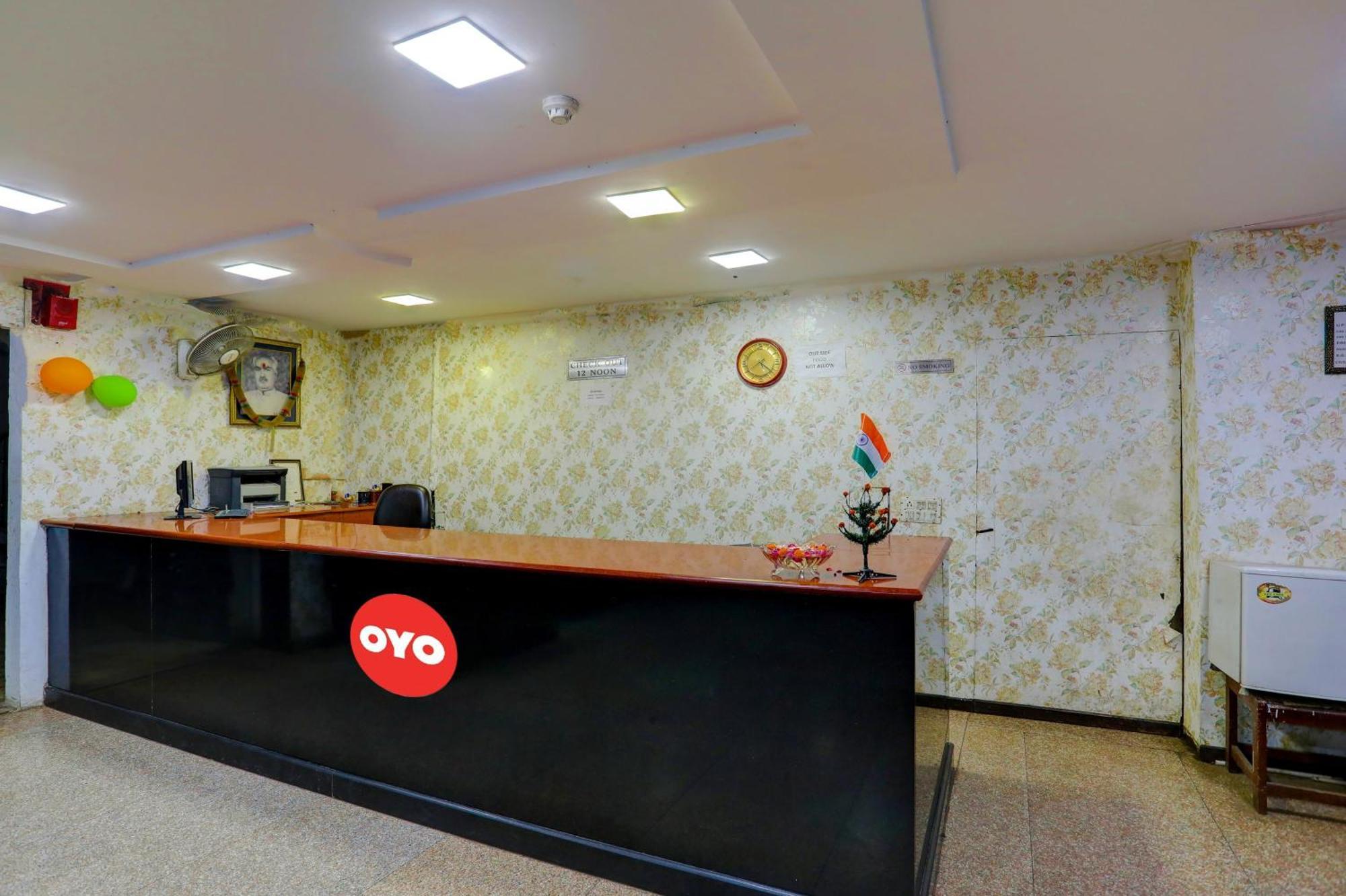 Hotel Monarch Inn Lucknow Dış mekan fotoğraf